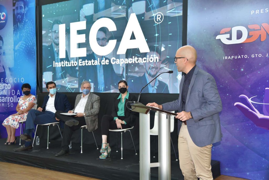 Inaugura IECA y SDES la Escuela de Negocios para Pymes en Guanajuato